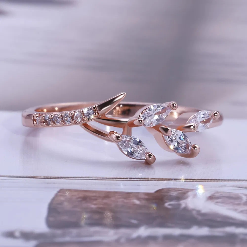Women Glamorous Ring Eternity Wedding Band Leaf Zircon Jewelry Proposal Anniversary Gift Engagement Rings